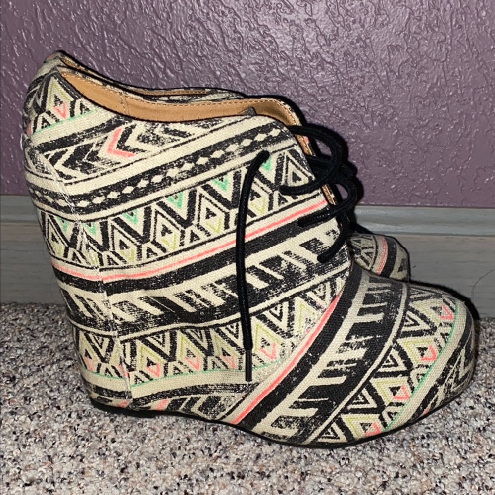 Shï Aztec booties